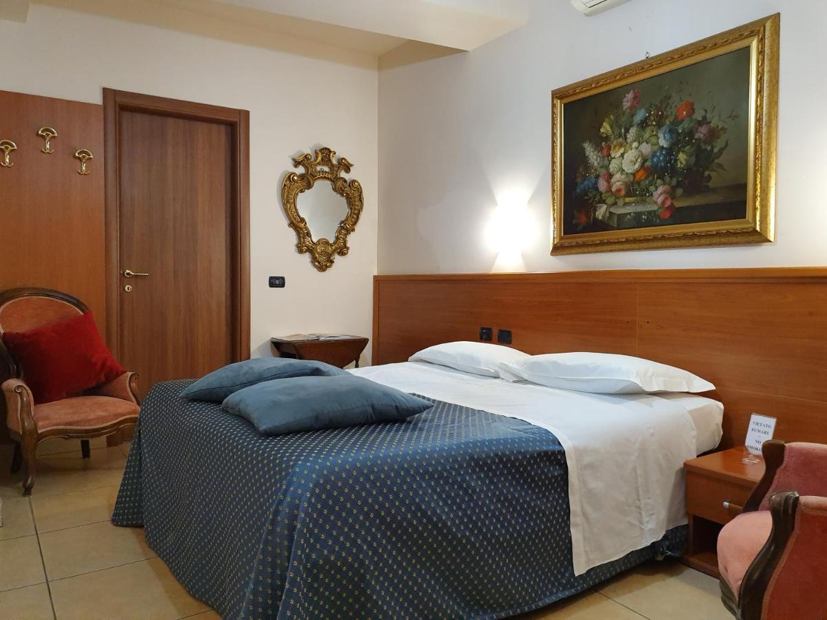 Hotel San Giorgio Bergame Extérieur photo